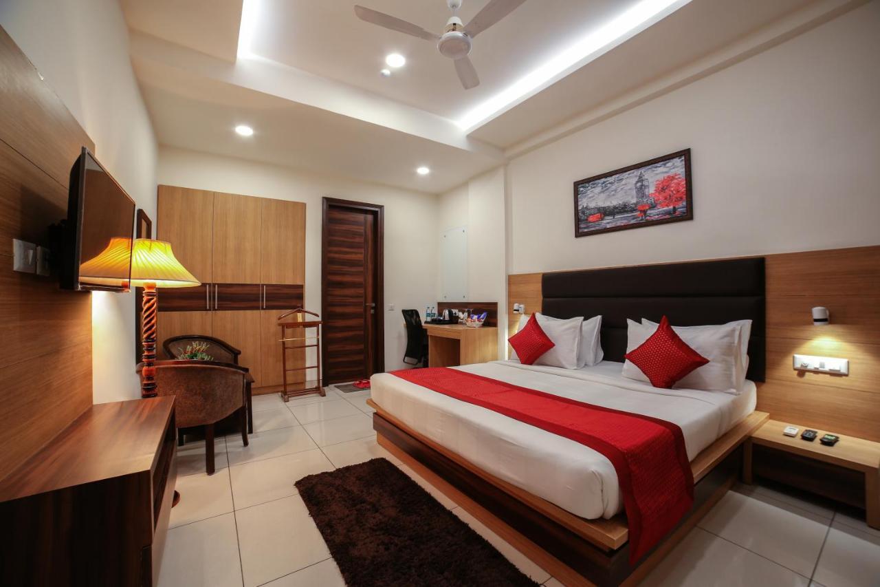 Hotel Grand Regency By Jmd Group Near Delhi Igi Airport Nova Deli Exterior foto